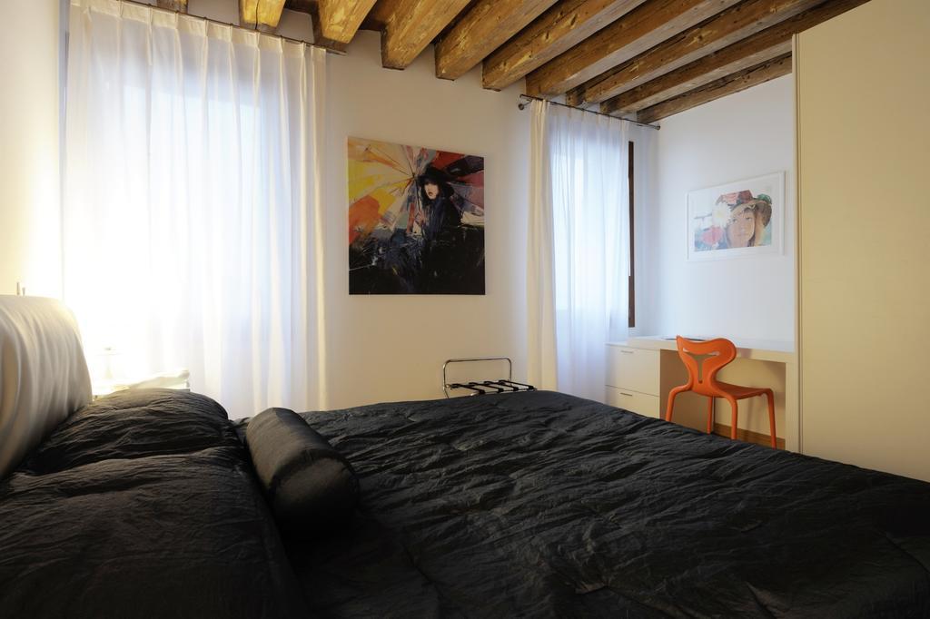 The Lion'S House Apt1 Venice Room photo