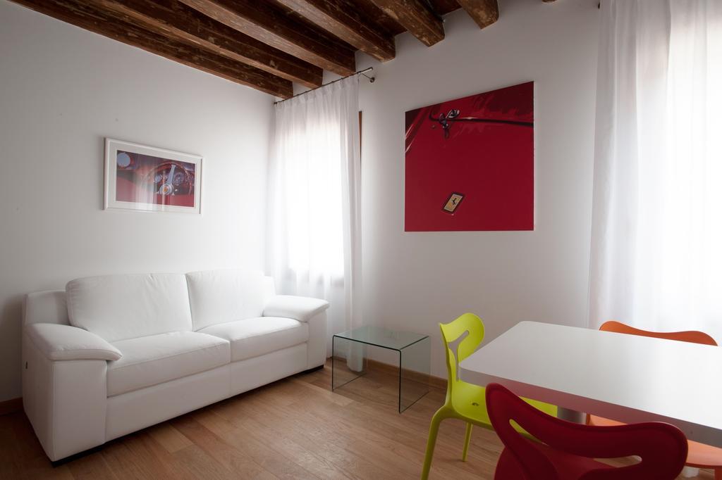 The Lion'S House Apt1 Venice Room photo